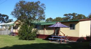 Alonga Cottages - Accommodation Sunshine Coast