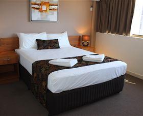Gladstone Reef Hotel Motel - Accommodation Sunshine Coast
