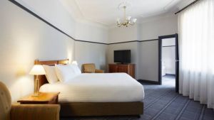 Brassey Hotel - Accommodation Sunshine Coast